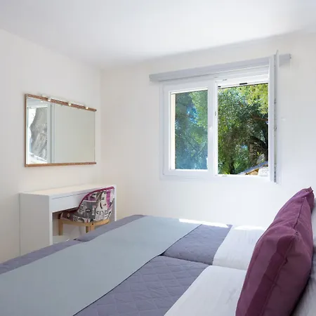 Willa Odysseus Agní